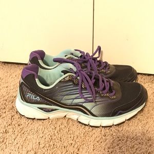FILA Women’s size 9 running shoes
